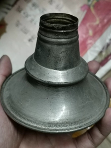 老旧唢呐碗,小口3,大口10.5 高7.5."广州"商标