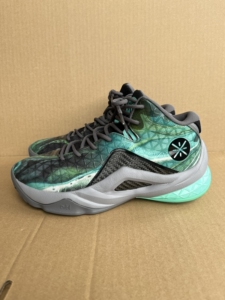 李宁队尚4绿巫毒 篮球鞋41码,偏小适合40码