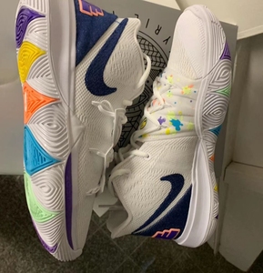 nike kyrie 5 欧文五代笑脸 实战篮球鞋