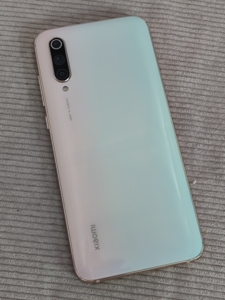 小米cc9 美图定制版 8 256原装无拆修 无暗病 有问题