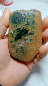 析木绿河磨玉原石