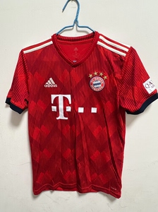 拜仁1819赛季绝版正品球迷版球衣 s码 几乎全新
