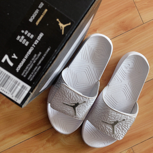 正品耐克jordan拖鞋aj7拖鞋40码白银爆裂纹拖鞋绝版款