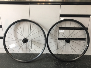 货源hrf13716160686淘宝捷安特钼钢车架,新改的碟刹,pr2轴承轮组,新