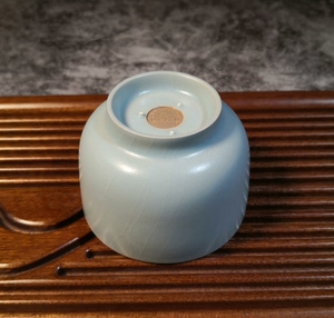王振峰老师手签款罗汉杯,薄胎做工精致,釉色经典