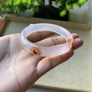 红花玉玛瑙手镯