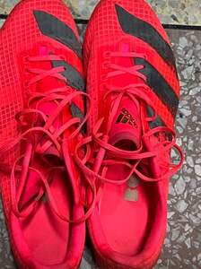 阿迪达斯大卫鲁迪沙800米夺冠钉鞋 有需要的来询