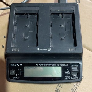 SONY/索尼AC-VQ900AM充电器 充电正常 尾线被剪