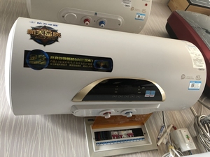 航天电器热水器