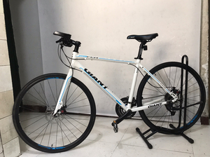 捷安特公路自行车fcr3300,车架m号,700c轮径,27