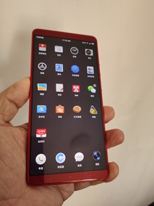 坚果pro2s,6十64大内存,高通骁龙710处理器.手机几