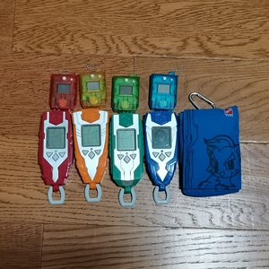 晶码战士 二代晶码机 成色如图 几乎全新 黄色晶码机无晶码卡