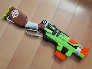 nerf僵温 橙机 绝版老款 仅拆试玩 成色充新 包邮非偏远