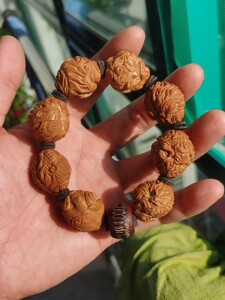 回血自盘,纯手工大尺寸23 山海经黄胖橄榄核手串,高货一串!