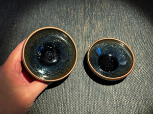 台湾郑顺仁早期天目小茶碗 杯身轻巧 口径:6.9-7.2cm