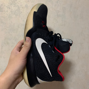 nike kyrie 3 欧文3 中国行 鸳鸯 43码