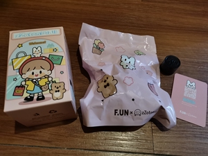 卓大王盲盒2个,拆盒未拆袋.款式如卡片所示!