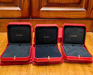 卡地亚 项链盒子 原装正品 保真 内盒 外纸壳都在 成色很好