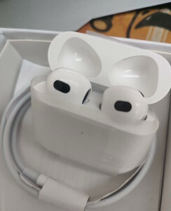 闲置苹果4耳机