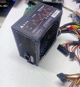 出几台 电源 金河田智能芯680gt 额定500w 京东18