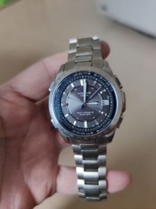 卡西欧海神ocw-t100太阳能电波手表