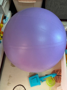 瑜伽球，宝宝感统求球，带充气工具，15元