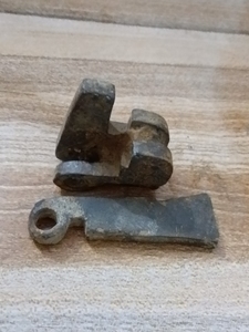 弩机配件,需要的老板联系