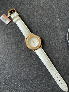 全新手表,施华洛世奇风格,u.scen手表