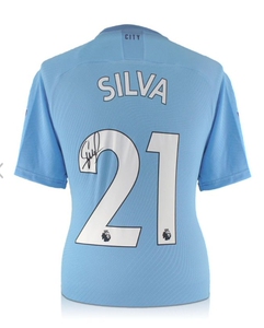 曼城传奇球星 大卫席尔瓦 签名19/20赛季球衣 em证书