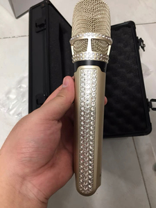 爱秀850i璀璨版 官网5000块钱的麦克风,用了不到半年.