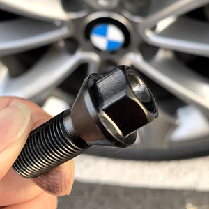 宝马5系轮胎螺丝专用