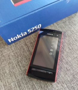 诺基亚5250塞班系统智能触控手机