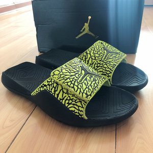 正品耐克jordan拖鞋aj7拖鞋42.5码黑绿爆裂纹拖鞋