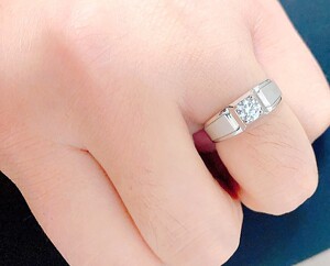 蒂芙尼铂金钻戒男款正品pt950