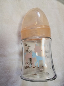 法国dodie玻璃奶瓶,扁型硅胶奶嘴,新生儿宽口瓶防胀气三角