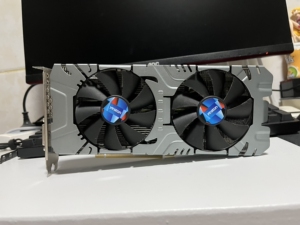 盈通rx580大地之神2304满血版,旧版鲁大师跑分17-1