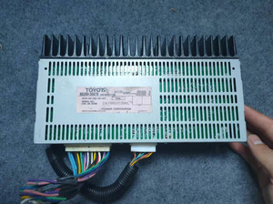 12代丰田皇冠功放原装拆车原车原装功放12代丰田皇冠功放原装