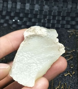 收藏级和田玉无结构白玉冰糖戈壁料35.9克私藏出!叶城精品料
