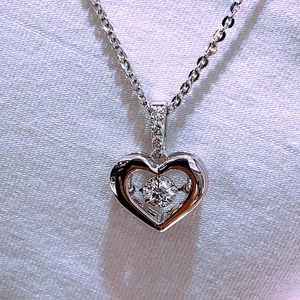 ctf周大福怦然心动系列,跳动的心钻石项链,主钻12.1分