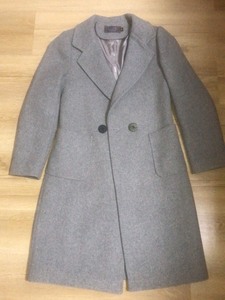 女士羊毛大衣，品牌似水年华，灰色，八成新，M码，又内衬，修身
