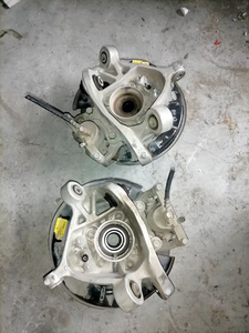 丰田锐志皇冠 后轮羊角 轴承 胶套