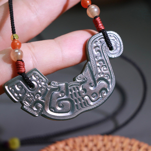 和田玉虎符吊坠玉璜仿古龙挂坠男女款