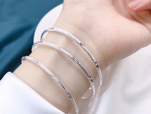 周大福s999焕美三生三世纯银手镯女足银手环情人节送女友礼物