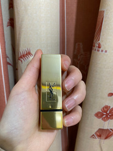 000人付款淘宝ysl方管17号,西柚