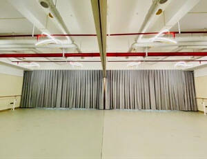 舞蹈教室落地窗帘