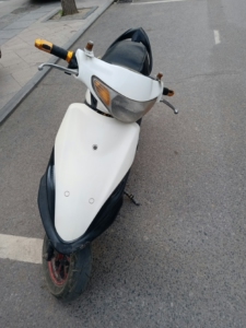 二手福喜电动车,电池六十伏二十安,改装平叉,减震,送车牌,外