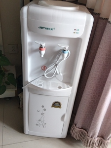 新佳美饮水机立式温热