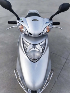 二手摩托车,踏板车,女装车到货五羊本田电喷二代新优悦110