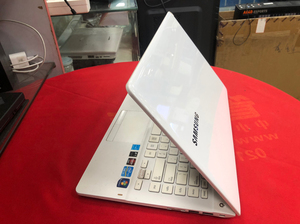 三星370r4e超薄笔记本,i3-3120处理器,4g内存