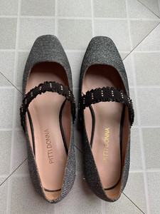 pitti donna秋冬新品方头低跟闪片玛丽珍单鞋女鞋am